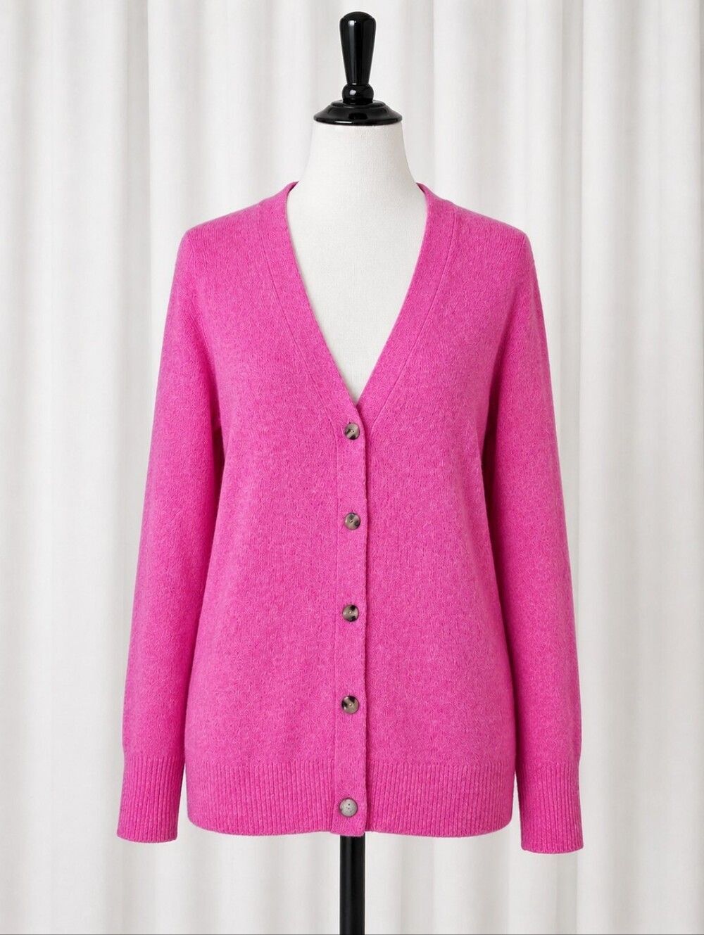 C by Bloomingdale's 2-Ply Cashmere Cherry Pink V-Neck Button Cardigan Sweater